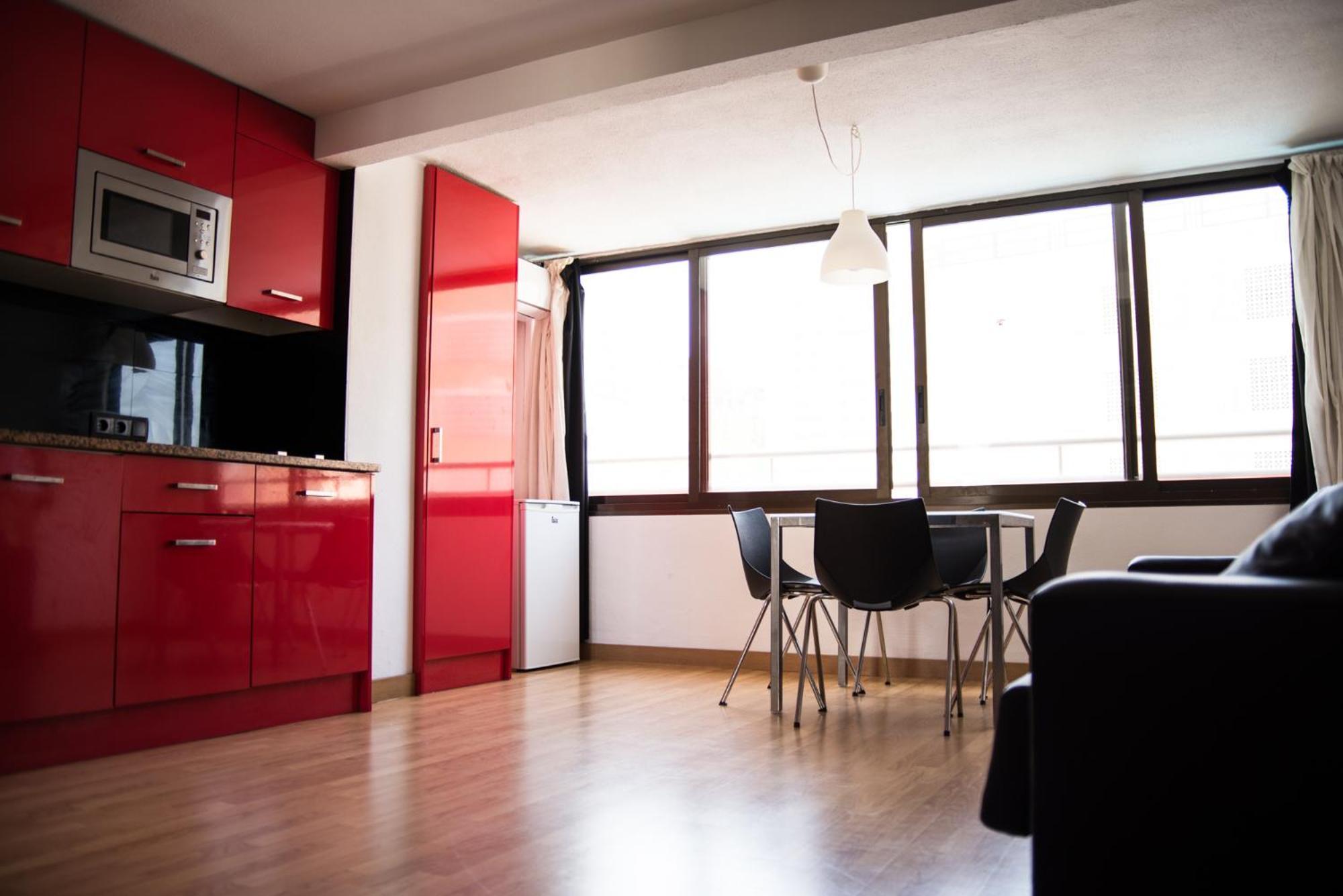 Now Benidorm Apartment Bilik gambar