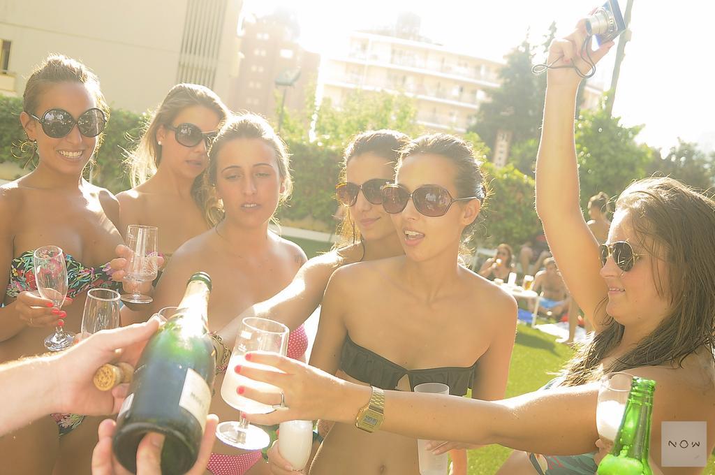 Now Benidorm Apartment Luaran gambar